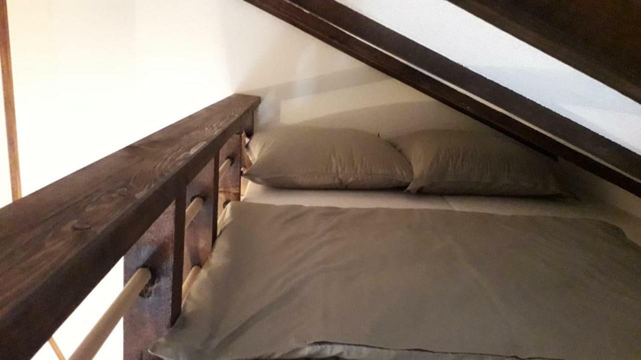 Lusnic Weekend House Petarヴィラ エクステリア 写真